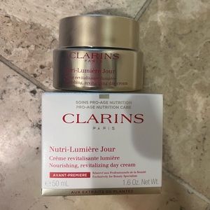 Clarins Nutri Lumiere Day Cream